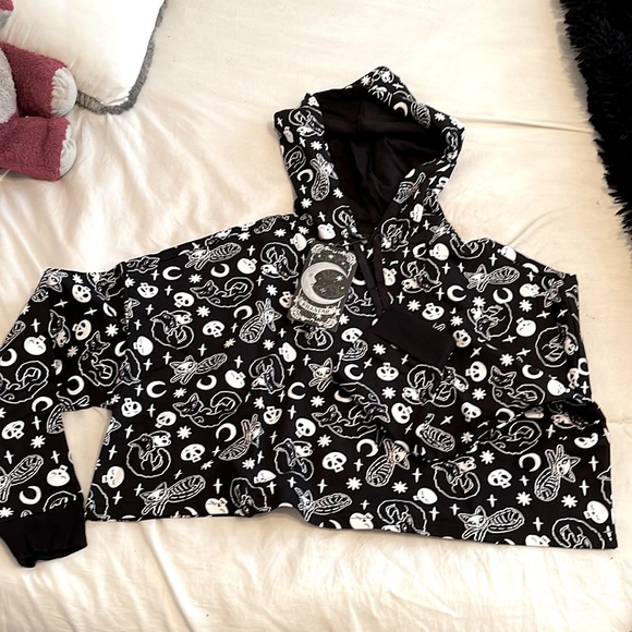 COPY - Purr off cropped hoodie - Picture 2 of 3